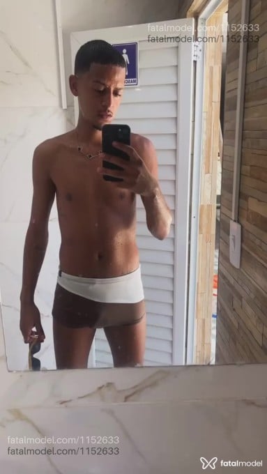 Acompanhante homem morena (o) de olhos pretos em Cabo Frio - Desa