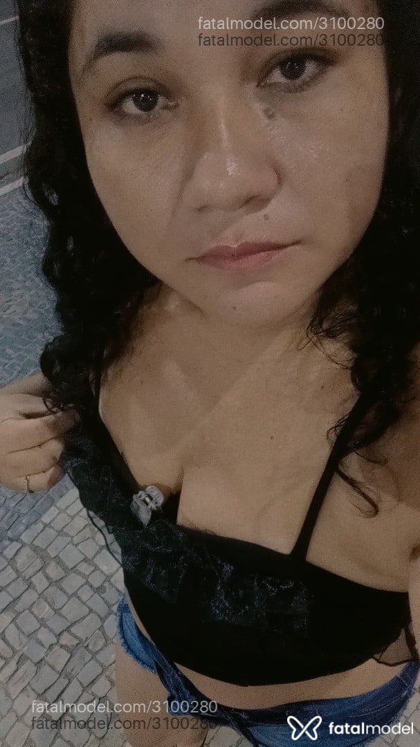 Acompanhante mulher morena (o) de olhos castanhos - Ane Acompanhante mulher morena (o) de olhos castanhos - Ane