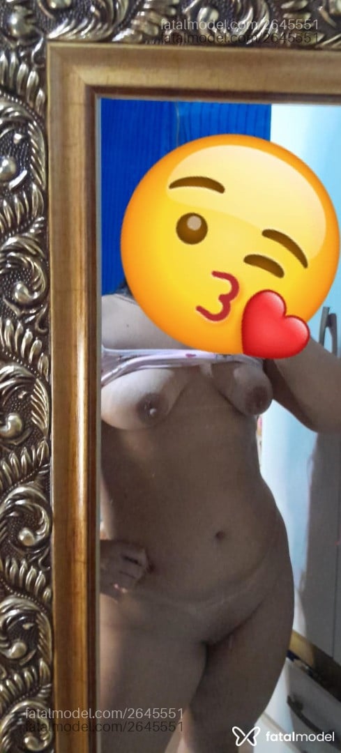 Acompanhante mulher morena (o) de olhos pretos em Belém - Lizandrasodre