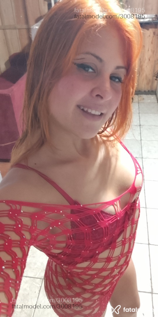 Acompanhante mulher loira (o) de olhos mel em Virtual - Luana