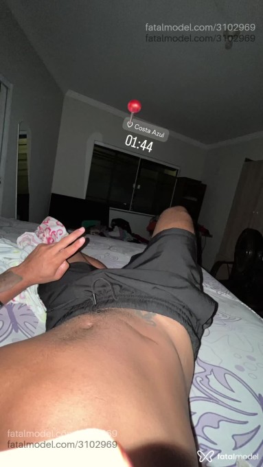 Acompanhante homem morena (o) de olhos castanhos em Rio de Janeiro Acompanhante homem morena (o) de olhos castanhos em Rio de Janeiro - Sebastian