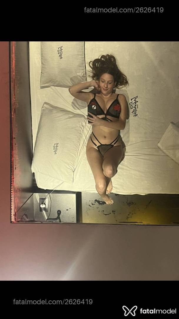 Acompanhante mulher loira (o) de olhos castanhos em São Paulo - Sofia Miranda