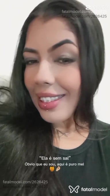 Acompanhante mulher morena (o) de olhos castanhos em Jundiaí Acompanhante mulher morena (o) de olhos castanhos em Jundiaí - Alana