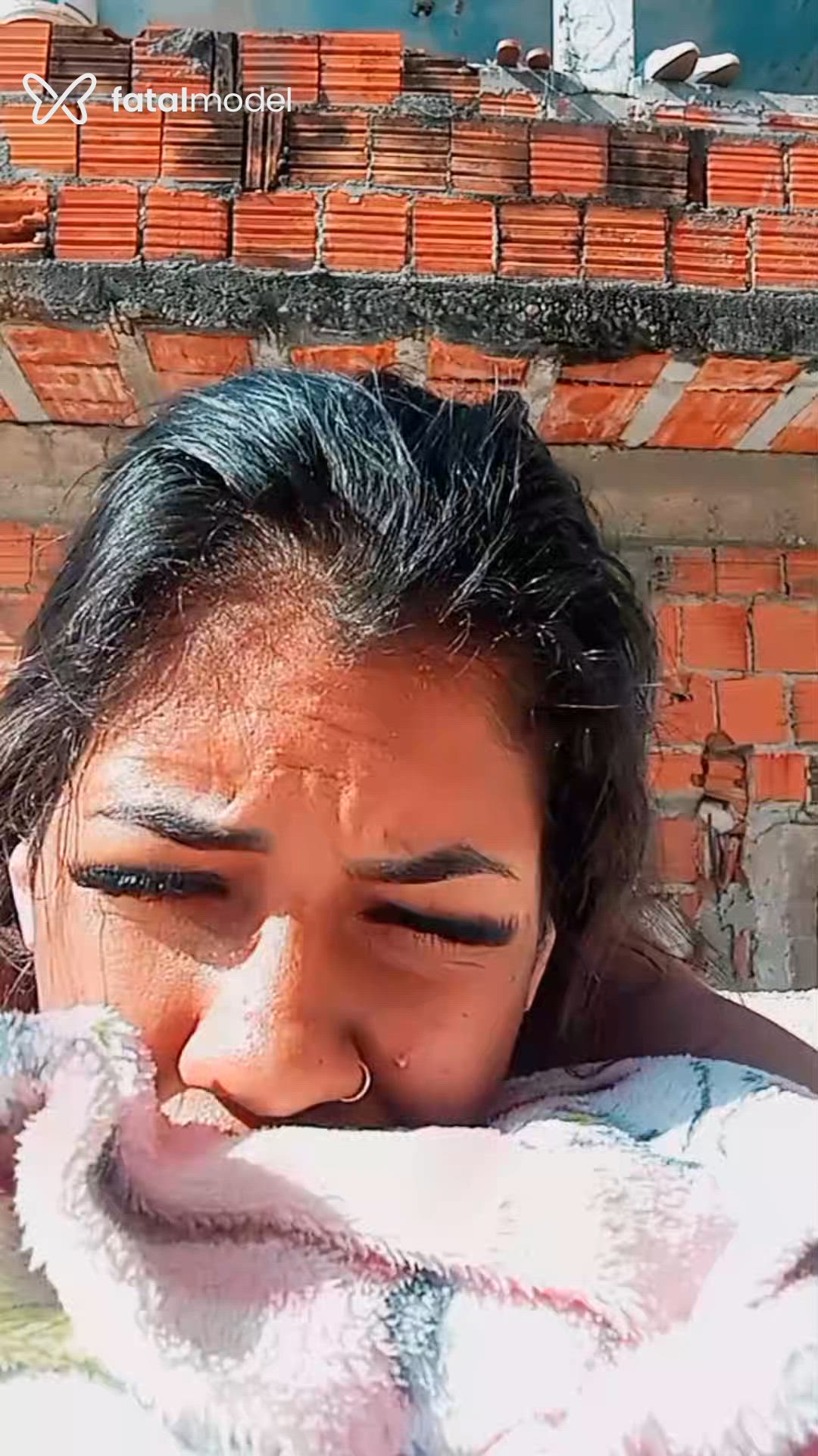 Acompanhante mulher morena (o) de olhos castanhos - Aline Nunes