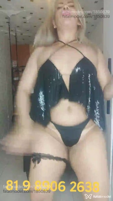 Acompanhante mulher loira (o) de olhos castanhos em Recife Acompanhante mulher loira (o) de olhos castanhos em Recife - Tamyres Joice