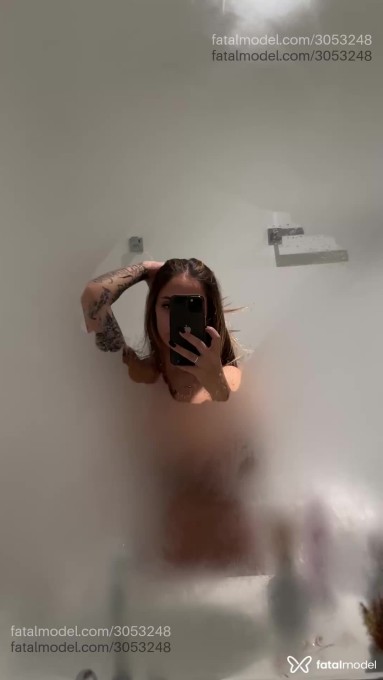 Acompanhante mulher morena (o) de olhos castanhos em Virtual - Mia Bunny