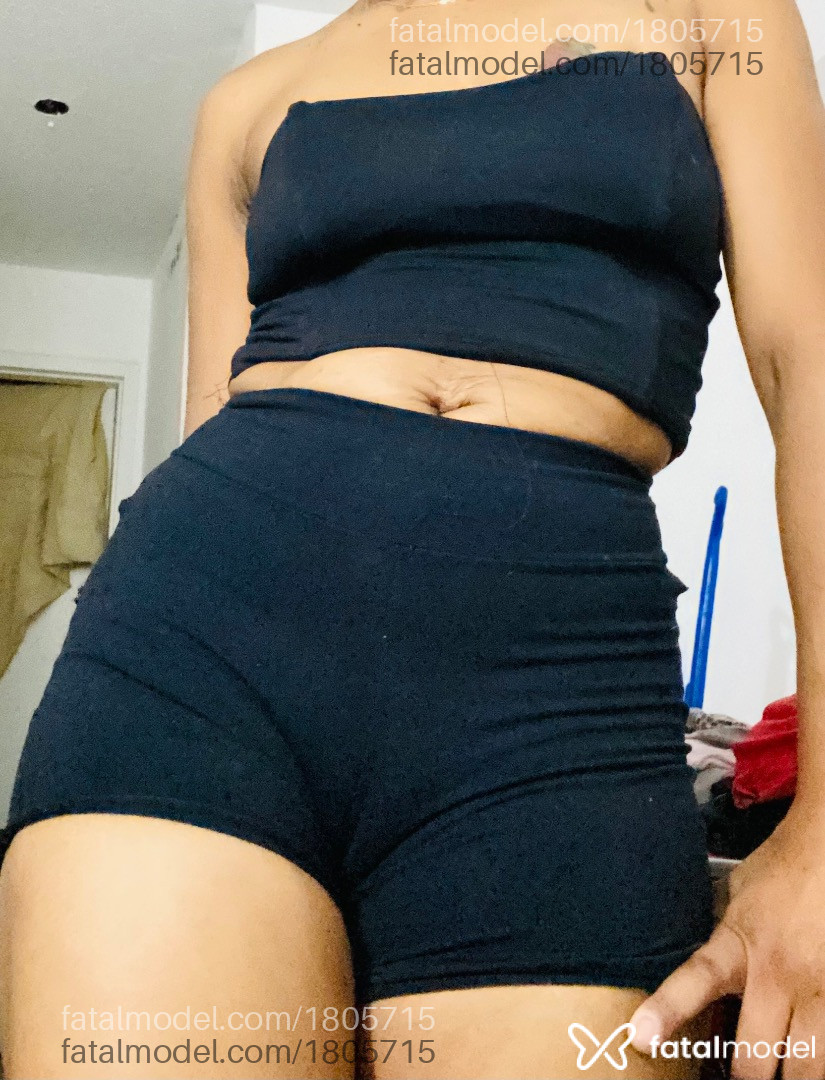 Acompanhante mulher com cabelo castanho de olhos pretos em São Paulo - Liz Del Rey