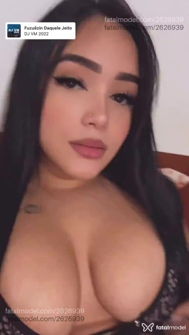 Acompanhante mulher morena (o) de olhos castanhos em Londrina - Mirella Ferraz