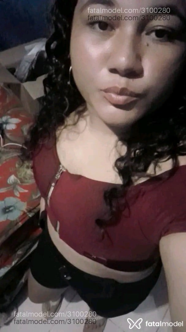 Acompanhante mulher morena (o) de olhos castanhos - Ane Acompanhante mulher morena (o) de olhos castanhos - Ane
