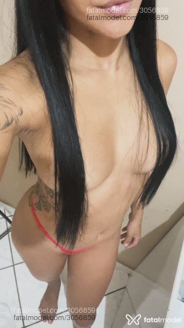 Acompanhante mulher morena (o) de olhos pretos em Virtual Acompanhante mulher morena (o) de olhos pretos em Virtual - Havenna