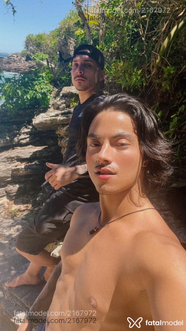 Acompanhante homem morena (o) de olhos castanhos em Rio de Janeiro - Branquintatto