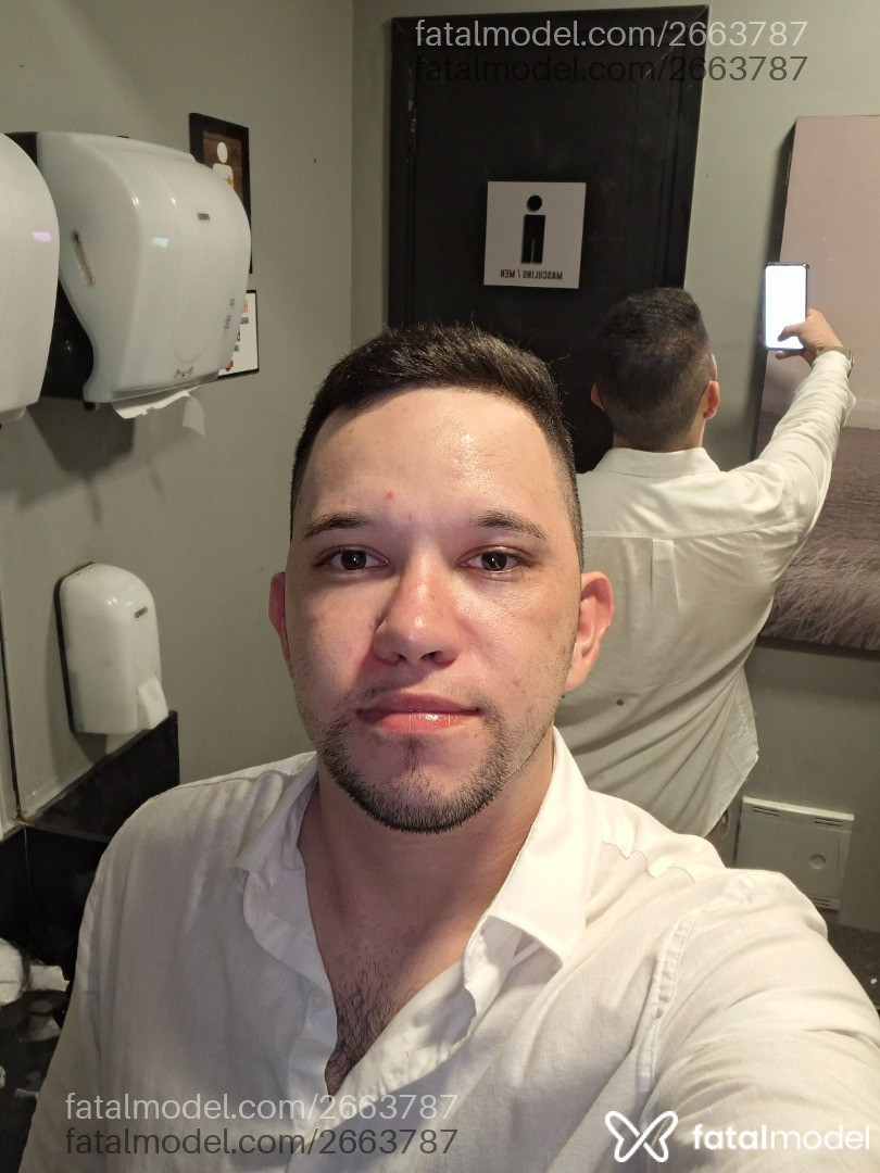 Acompanhante homem morena (o) de olhos castanhos em Rio de Janeiro - Natanael