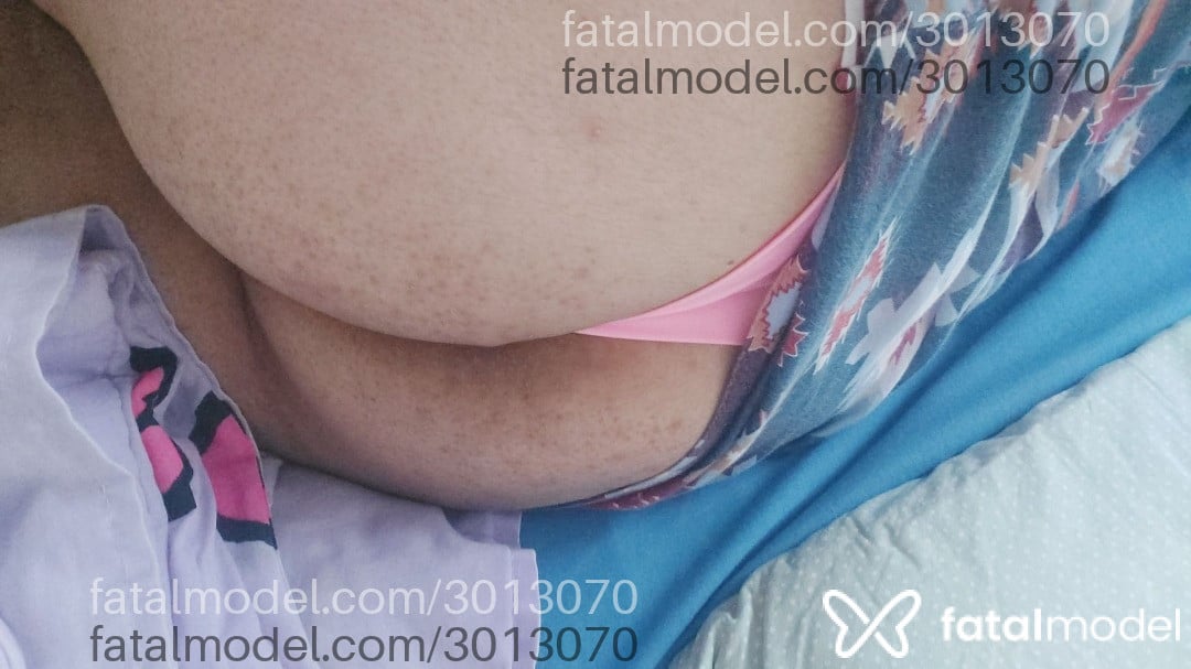 Acompanhante mulher morena (o) de olhos pretos em Passo Fundo - Flor