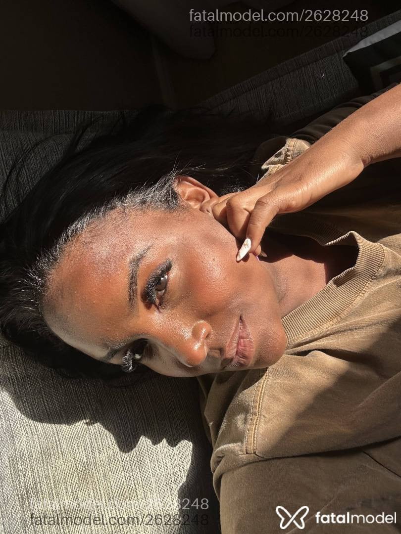 Acompanhante mulher morena (o) de olhos pretos em São Paulo - Luanna Costa