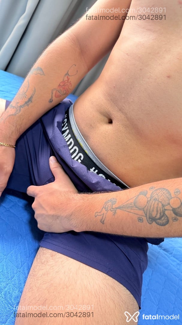 Acompanhante homem morena (o) de olhos castanhos em Maringá - Kinho
