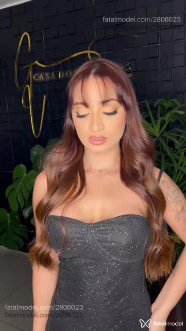 Acompanhante mulher ruiva (o) de olhos verdes em São Paulo - Raiane Menezesz