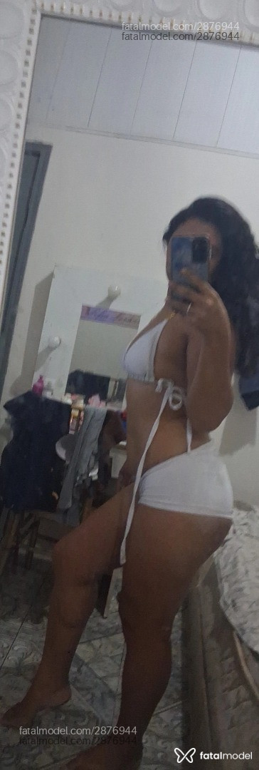 Acompanhante mulher morena (o) de olhos castanhos em Virtual Acompanhante mulher morena (o) de olhos castanhos em Virtual - Katy Marly