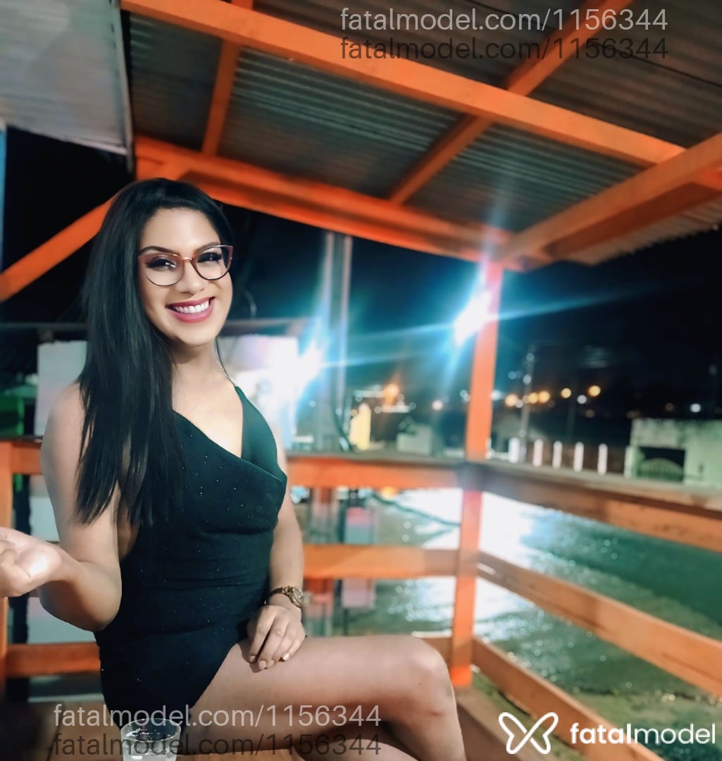 Acompanhante mulher trans morena (o) de olhos castanhos em Piraí do Sul Acompanhante mulher trans morena (o) de olhos castanhos em Piraí do Sul - Paoly