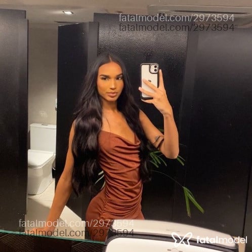 Acompanhante mulher trans morena (o) de olhos mel em Virtual - Carol