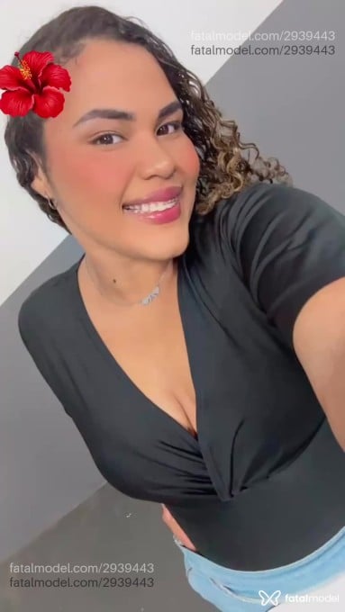 Acompanhante mulher morena (o) de olhos castanhos em Teixeira de Freitas Acompanhante mulher morena (o) de olhos castanhos em Teixeira de Freitas - Júlia Martins
