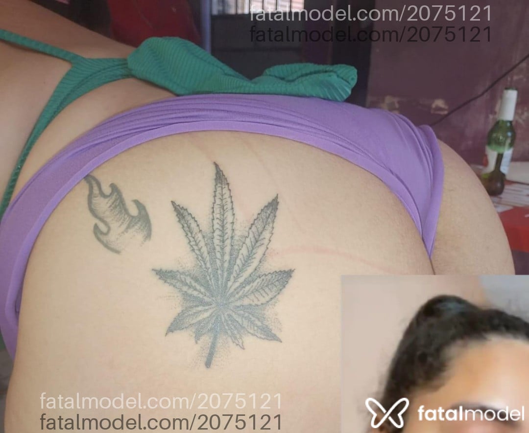 Acompanhante mulher com cabelo castanho de olhos castanhos - Gabriela