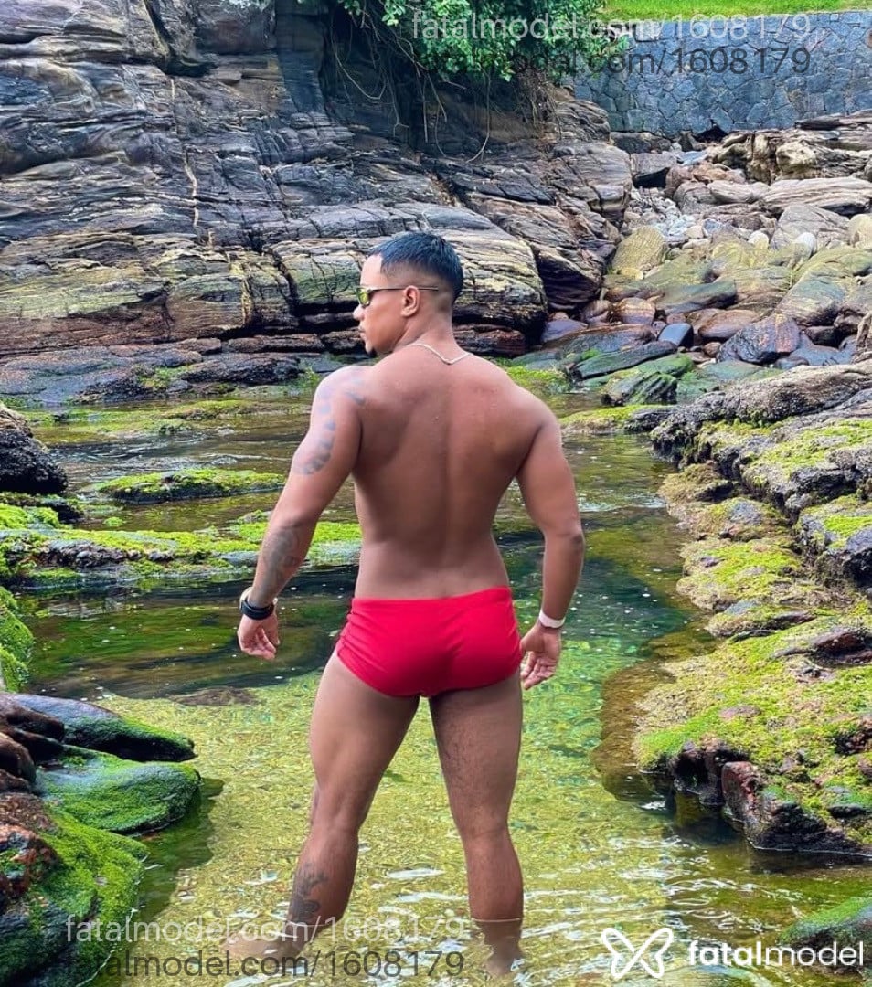 Acompanhante homem trans morena (o) de olhos pretos em Cabo Frio - Lucas
