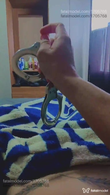 Acompanhante homem com cabelo castanho de olhos castanhos em Belém Acompanhante homem com cabelo castanho de olhos castanhos em Belém - Felipe