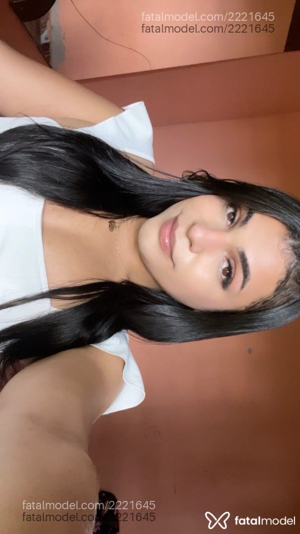 Acompanhante mulher trans morena (o) de olhos mel em Parauapebas - Lavínia