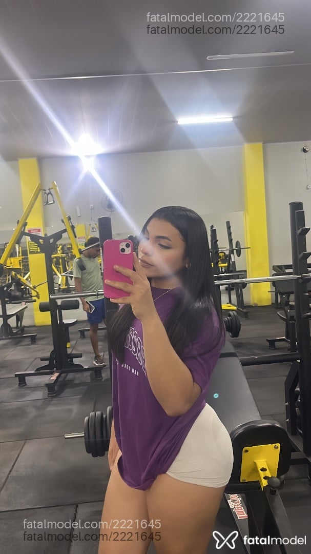 Acompanhante mulher trans morena (o) de olhos mel em Parauapebas - Lavínia