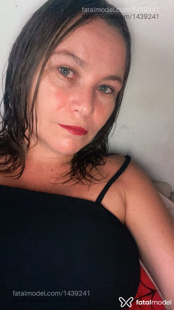 Acompanhante mulher loira (o) de olhos verdes em Leme - Laís Pires