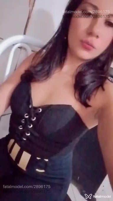 Acompanhante mulher morena (o) de olhos castanhos em Barueri Acompanhante mulher morena (o) de olhos castanhos em Barueri - Lara