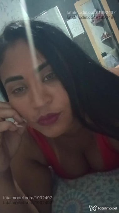 Acompanhante mulher morena (o) de olhos castanhos em Volta Redonda - Barbara Oliveira