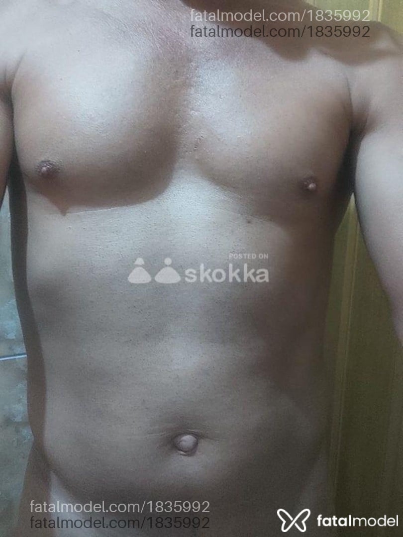 Acompanhante homem morena (o) de olhos castanhos - Pablo