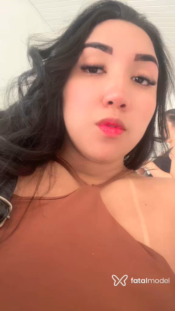 Acompanhante mulher morena (o) de olhos pretos - Bruninha Acompanhante mulher morena (o) de olhos pretos - Bruninha