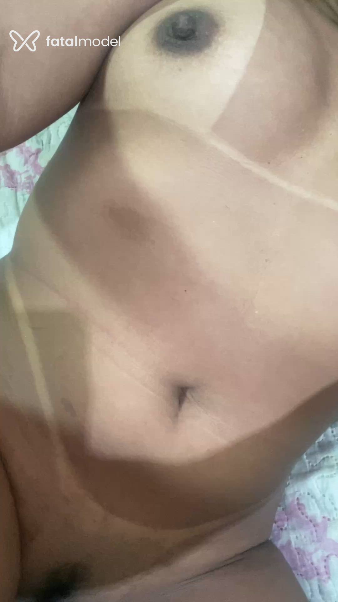 Acompanhante mulher morena (o) de olhos pretos - Bruninha Acompanhante mulher morena (o) de olhos pretos - Bruninha