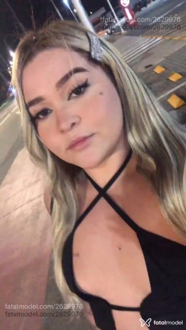 Acompanhante mulher trans morena (o) de olhos castanhos em Curitiba Acompanhante mulher trans morena (o) de olhos castanhos em Curitiba - Fernanda Castro