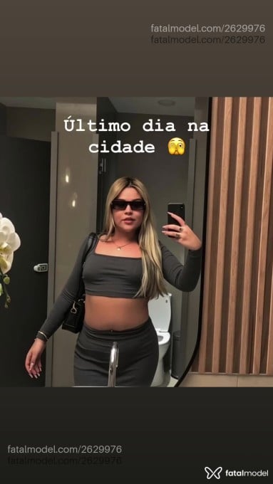 Acompanhante mulher trans morena (o) de olhos castanhos em Curitiba Acompanhante mulher trans morena (o) de olhos castanhos em Curitiba - Fernanda Castro