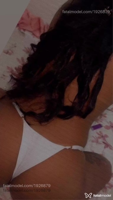 Acompanhante mulher com cabelo castanho de olhos pretos em Guaíra - Nicole Brandão