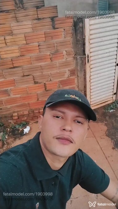 Acompanhante homem morena (o) de olhos castanhos em Acreúna Acompanhante homem morena (o) de olhos castanhos em Acreúna - Igor Barbosa