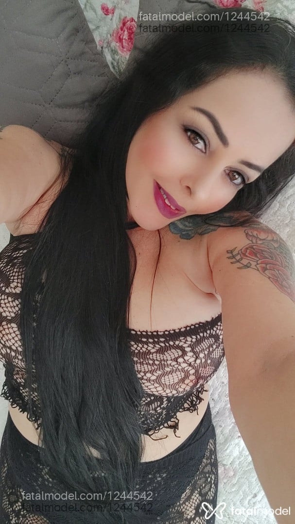 Acompanhante mulher morena (o) de olhos mel em Alcinópolis - Sara Rodrigues