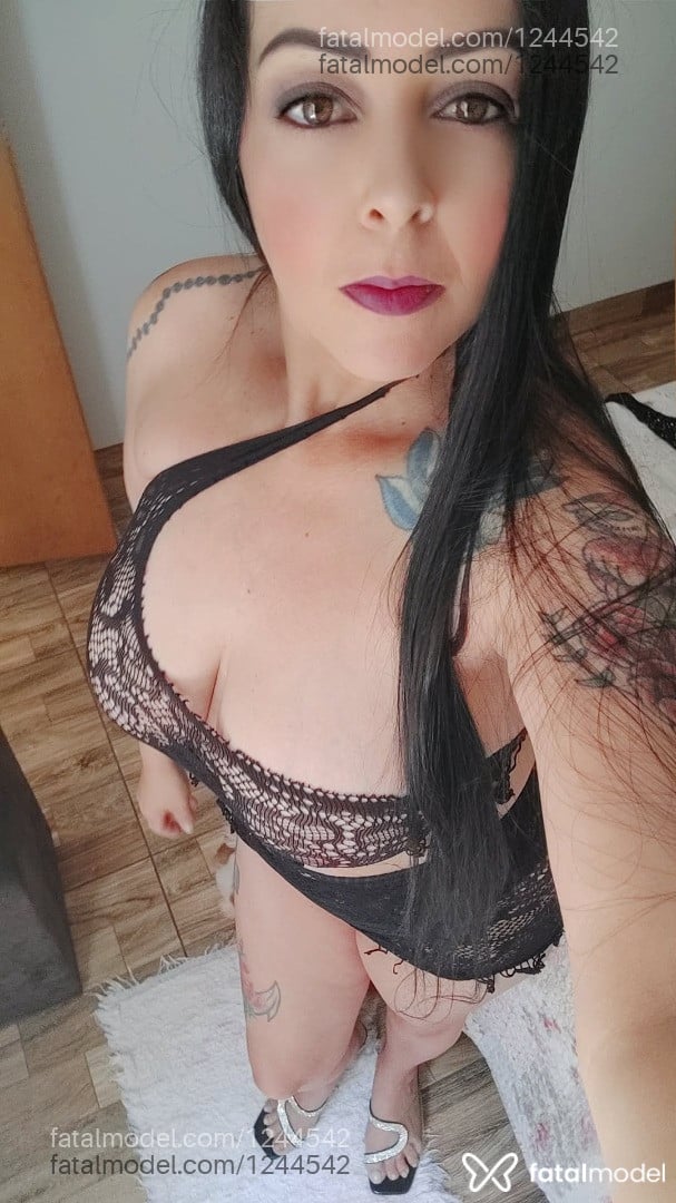 Acompanhante mulher morena (o) de olhos mel em Alcinópolis - Sara Rodrigues