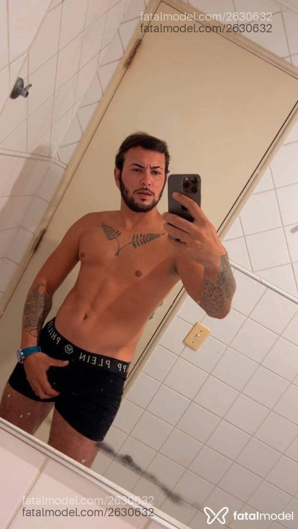 Acompanhante homem morena (o) de olhos castanhos em Florianópolis - Alan Porsche
