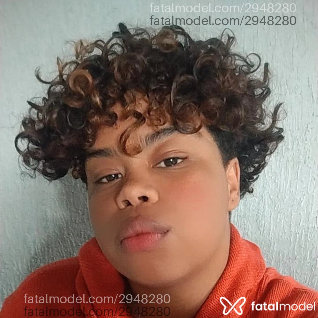 Acompanhante mulher morena (o) de olhos castanhos em São Paulo - Morenazl
