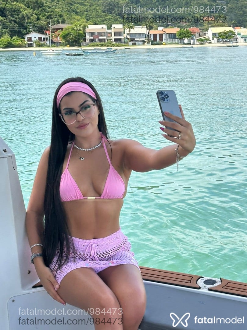 Acompanhante mulher morena (o) de olhos castanhos em Paranaguá Acompanhante mulher morena (o) de olhos castanhos em Paranaguá - Fernanda