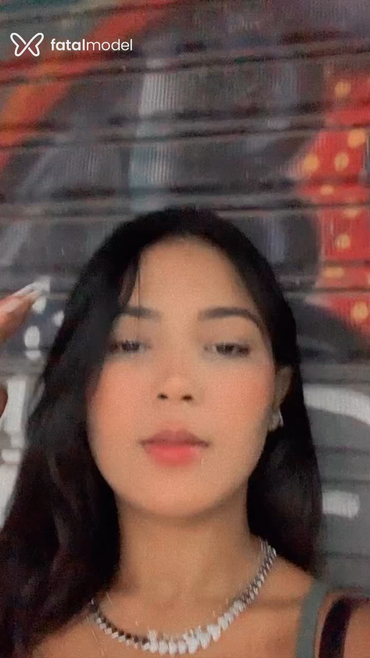 Acompanhante mulher morena (o) de olhos pretos - Luiza Ribeiro