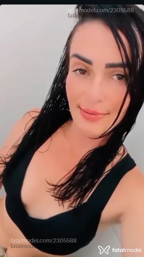 Acompanhante mulher morena (o) de olhos castanhos em Contagem - Carol