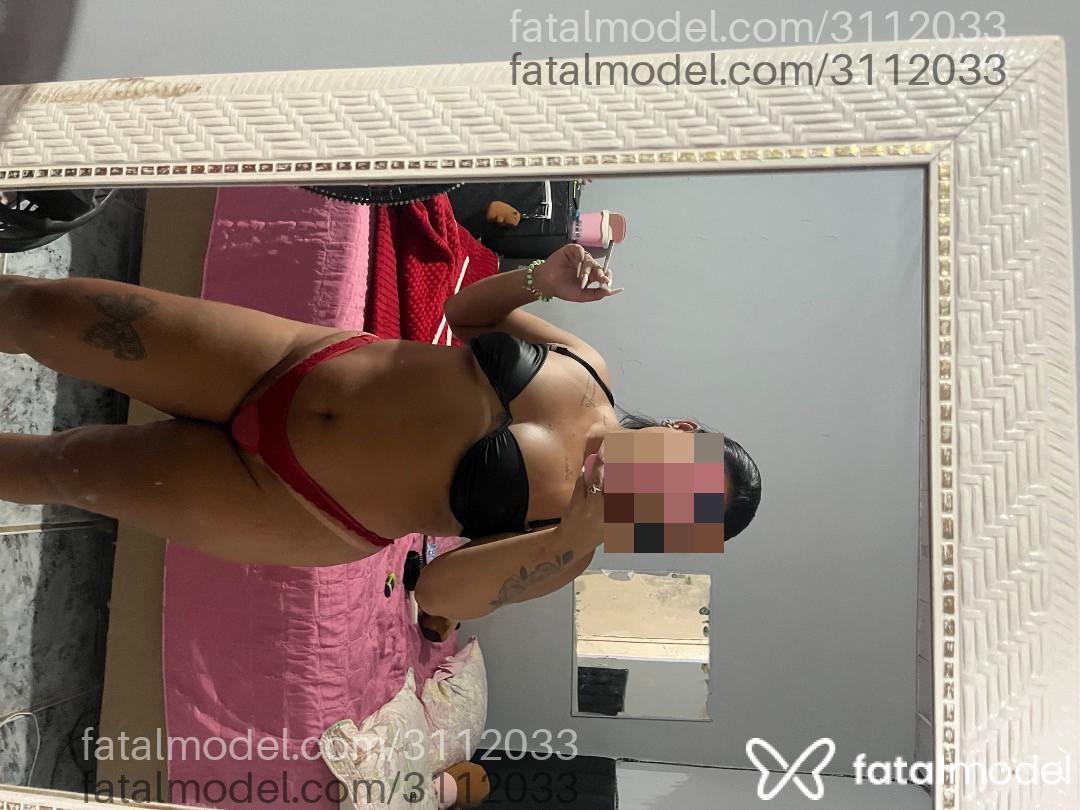 Acompanhante mulher morena (o) de olhos pretos em Cariacica Acompanhante mulher morena (o) de olhos pretos em Cariacica - Julia