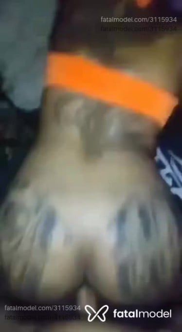 Acompanhante homem com cabelo castanho de olhos castanhos em Duque de Caxias - Walace
