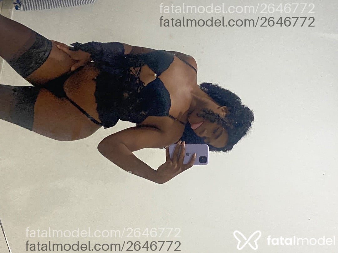 Acompanhante mulher trans morena (o) de olhos castanhos em Guanambi Acompanhante mulher trans morena (o) de olhos castanhos em Guanambi - Jayane Souza