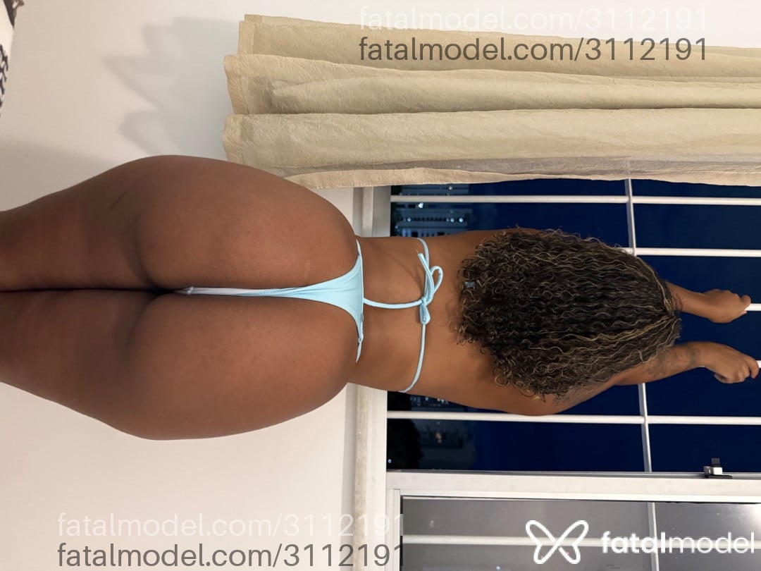 Acompanhante mulher morena (o) de olhos pretos em São Paulo - Julia Mel